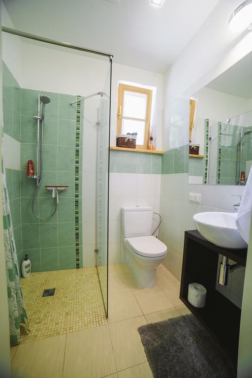 Studio Apartment In Private House Riga Szoba fotó